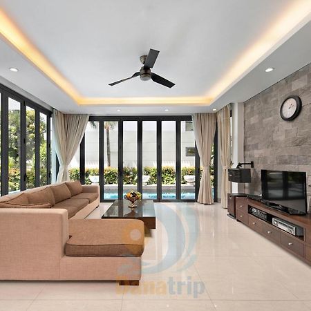 Deluxe Ocean Villa Along The Beach Da Nang Esterno foto