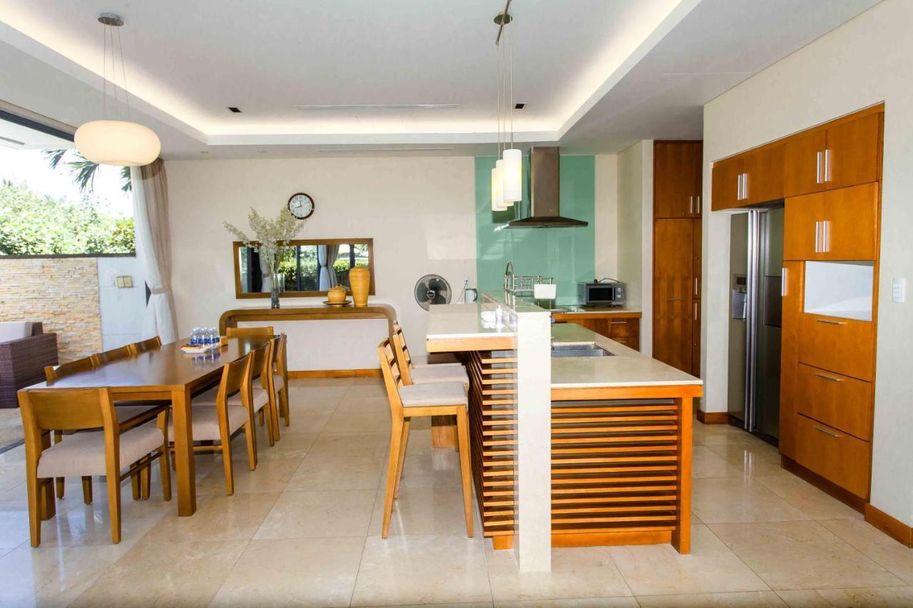 Deluxe Ocean Villa Along The Beach Da Nang Esterno foto