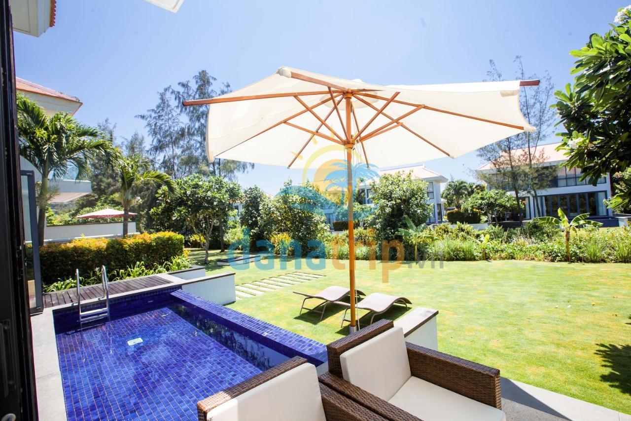 Deluxe Ocean Villa Along The Beach Da Nang Esterno foto