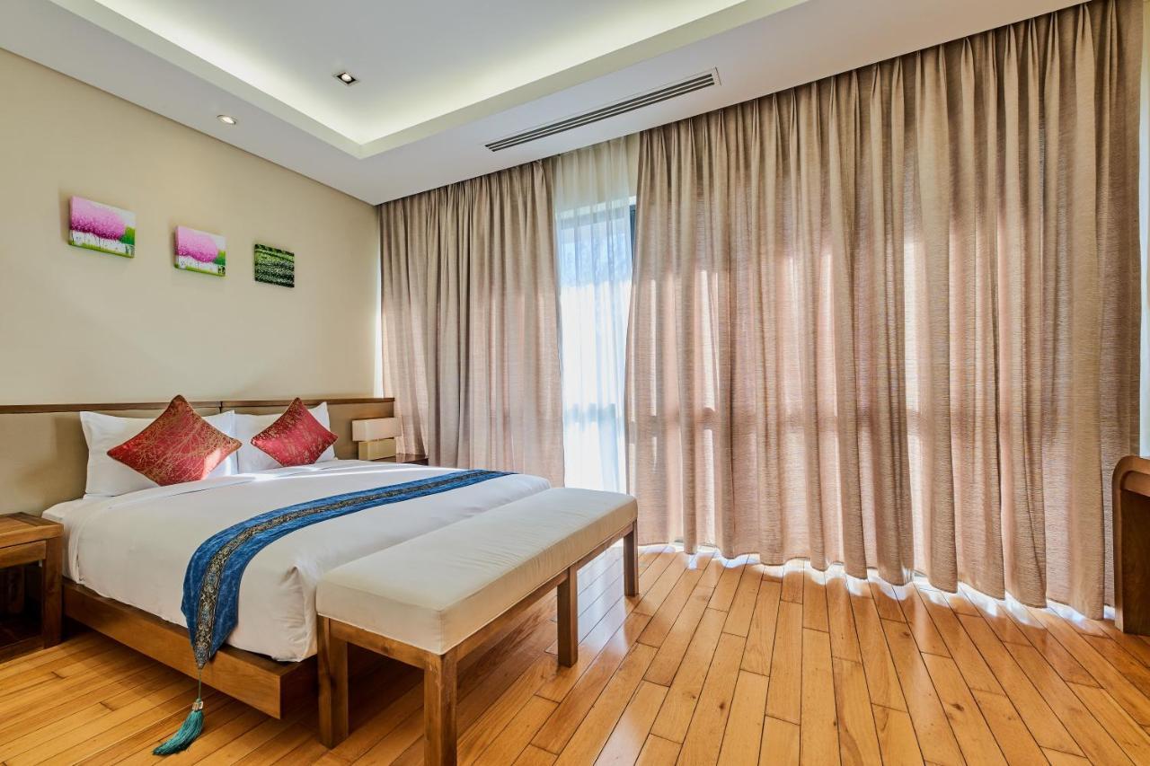 Deluxe Ocean Villa Along The Beach Da Nang Esterno foto