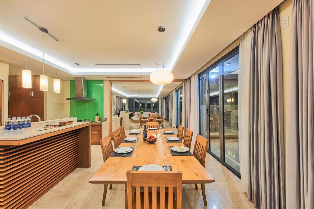 Deluxe Ocean Villa Along The Beach Da Nang Esterno foto