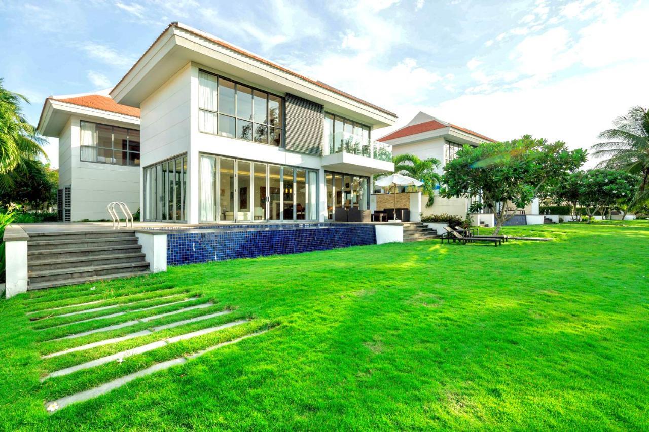 Deluxe Ocean Villa Along The Beach Da Nang Esterno foto