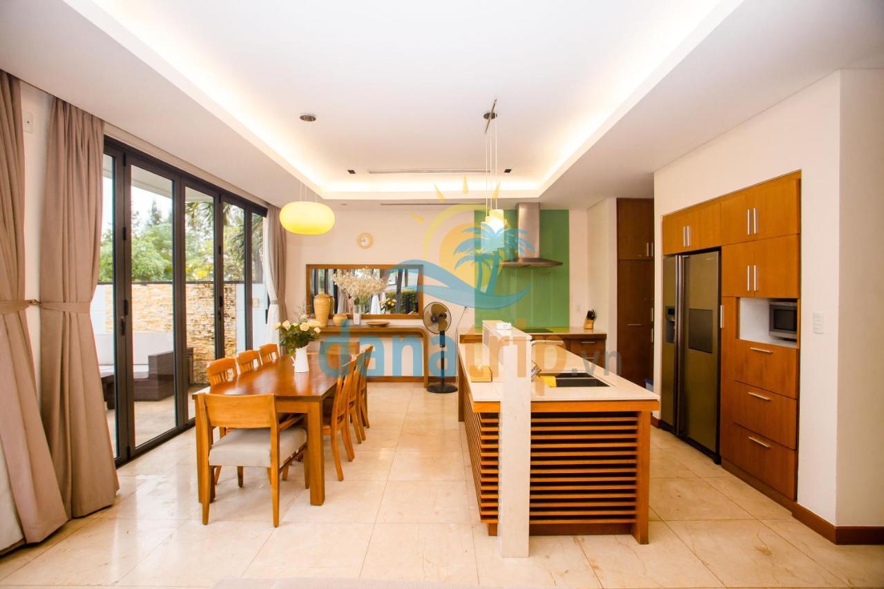 Deluxe Ocean Villa Along The Beach Da Nang Esterno foto